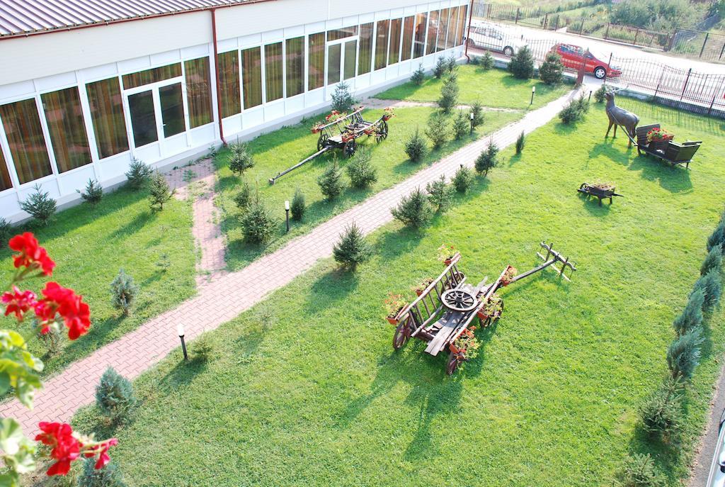 Pensiunea Mara Baiculesti Ngoại thất bức ảnh